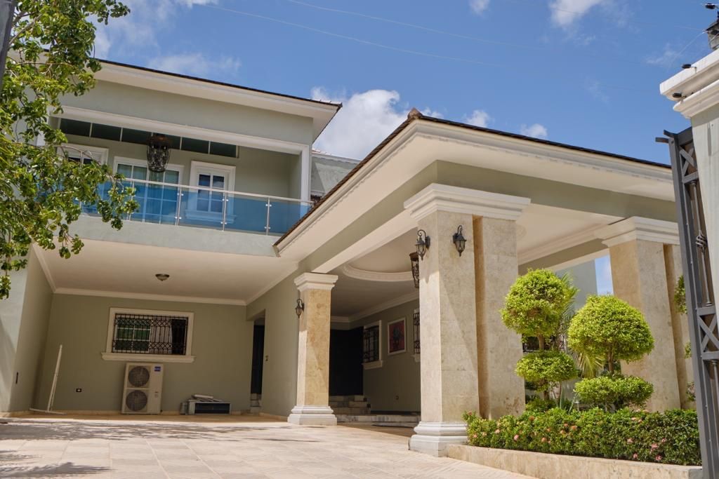 casas - 📍DIOS📍 ARROYO HONDO II 🇩🇴 Imponente Casa  Se Vende De Oportunidad 🙏🏻🔥✍️   4