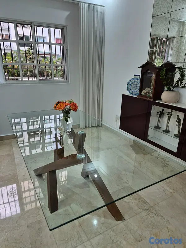 muebles y colchones - Mesa de Comedor en Cristal Capacidad 8 Personas 2