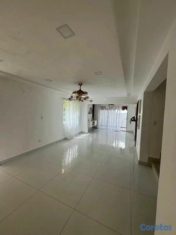 casas - Venta de Casa en Gala 3