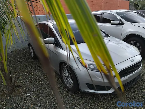 carros - FORD FOCUS AÑO 2018 2