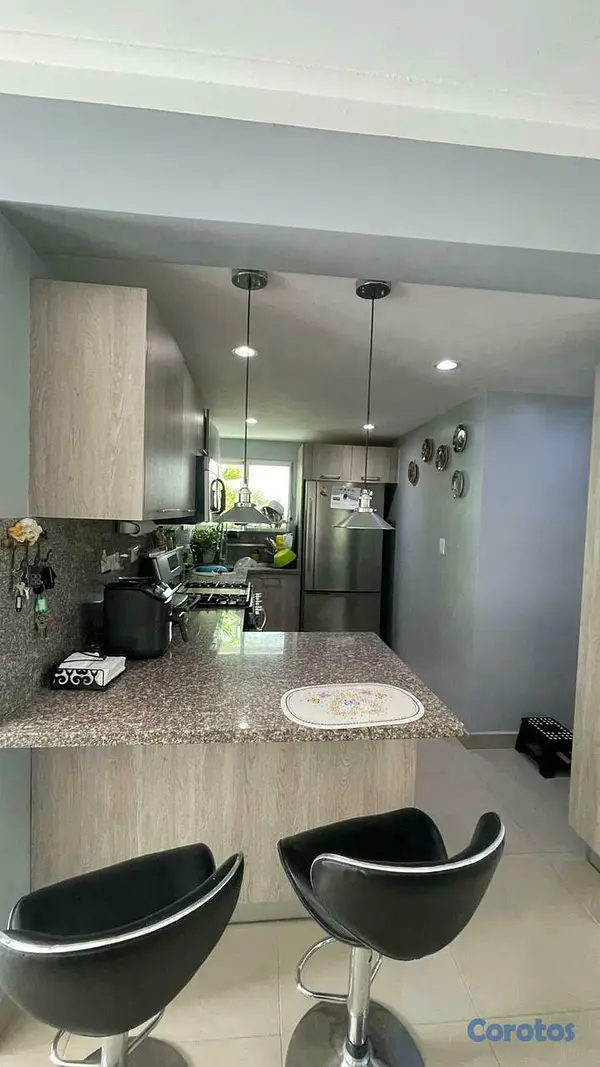 casas - Elegante casa de 2 niveles, en residencial cerrado 16