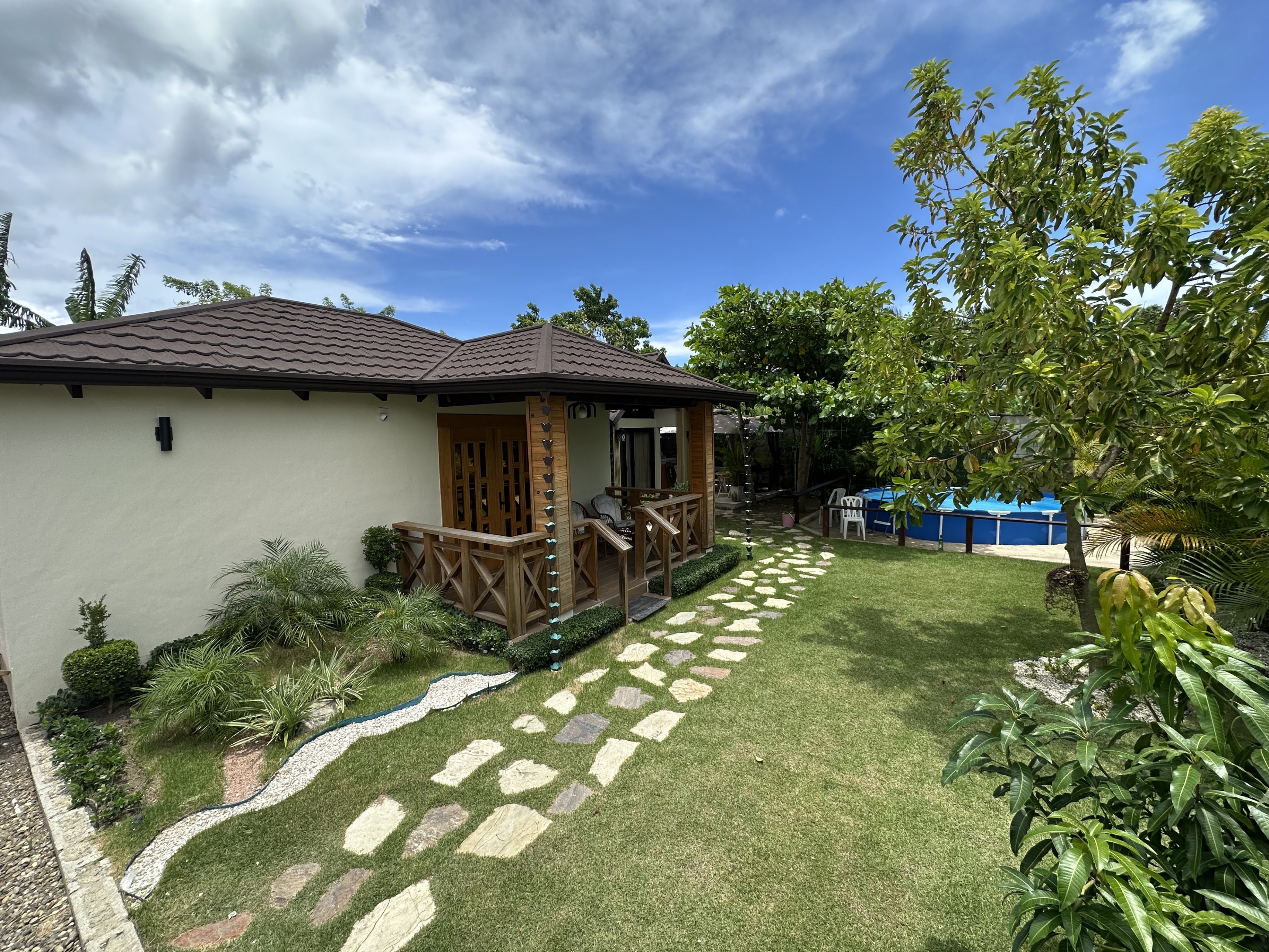 casas vacacionales y villas - VILLA EN VENTA EN GASPAR HERNANDEZ  0