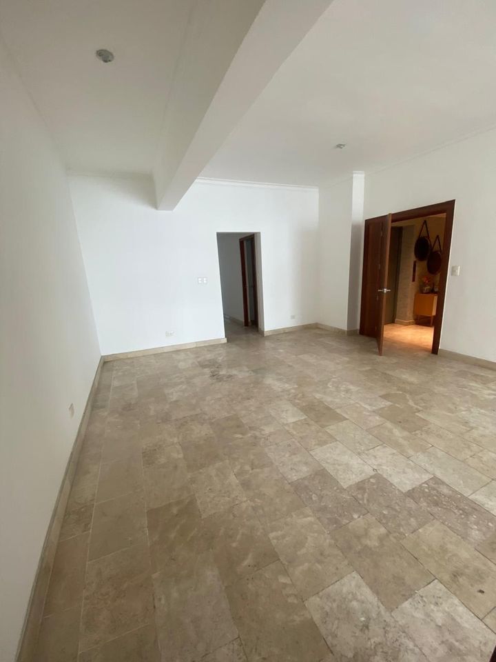 apartamentos - Apto en venta de oportunidad en Naco 2