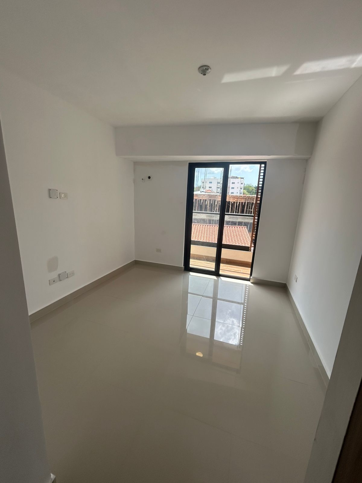 apartamentos - ALQUILO A ESTRENAR APARTAMENTO ARROY HONDO 2