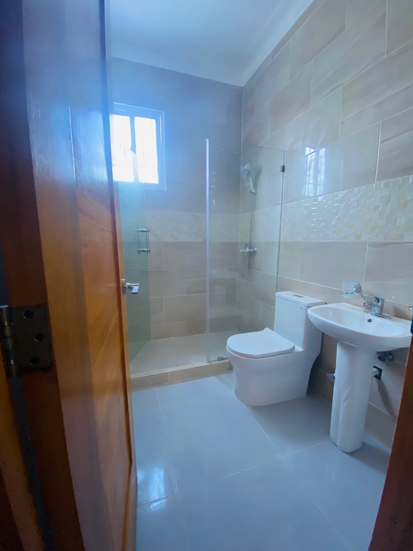 casas - CASA EN VENTA EN SANTIAGO DE LOS CABALLEROS PRÓXIMO A LOS PRADO 7