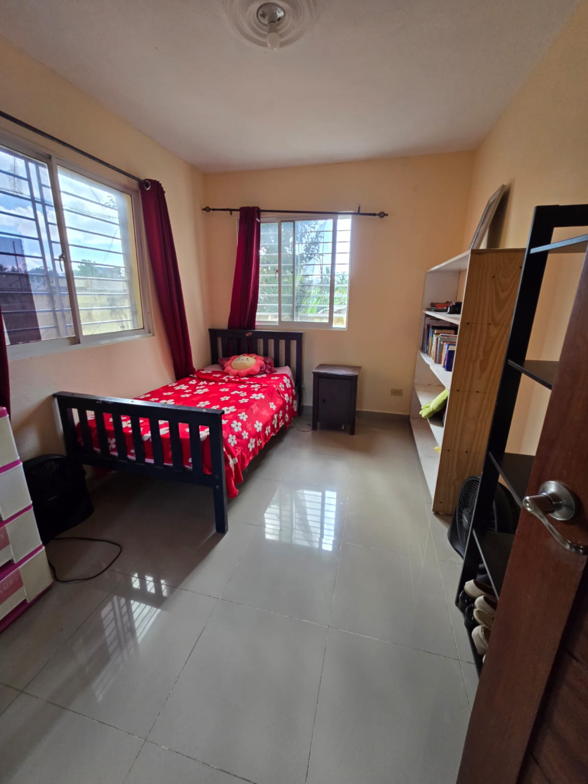 apartamentos - Vendo apartamento Mirador del oeste 4