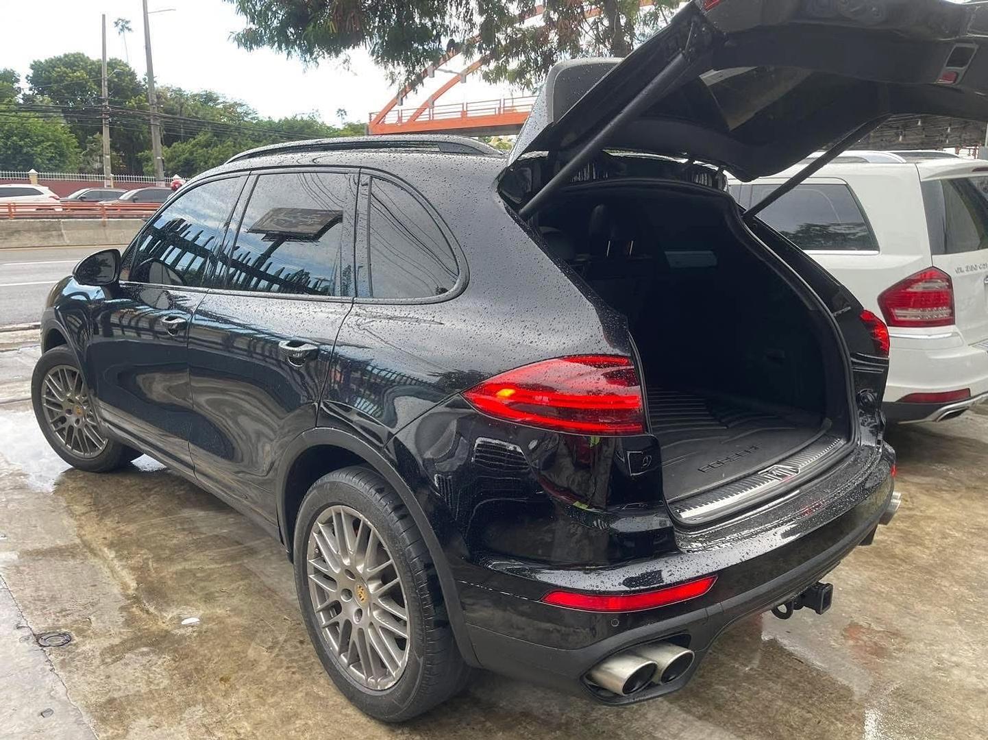 jeepetas y camionetas - PORSCHE CAYENNE S 2016 1