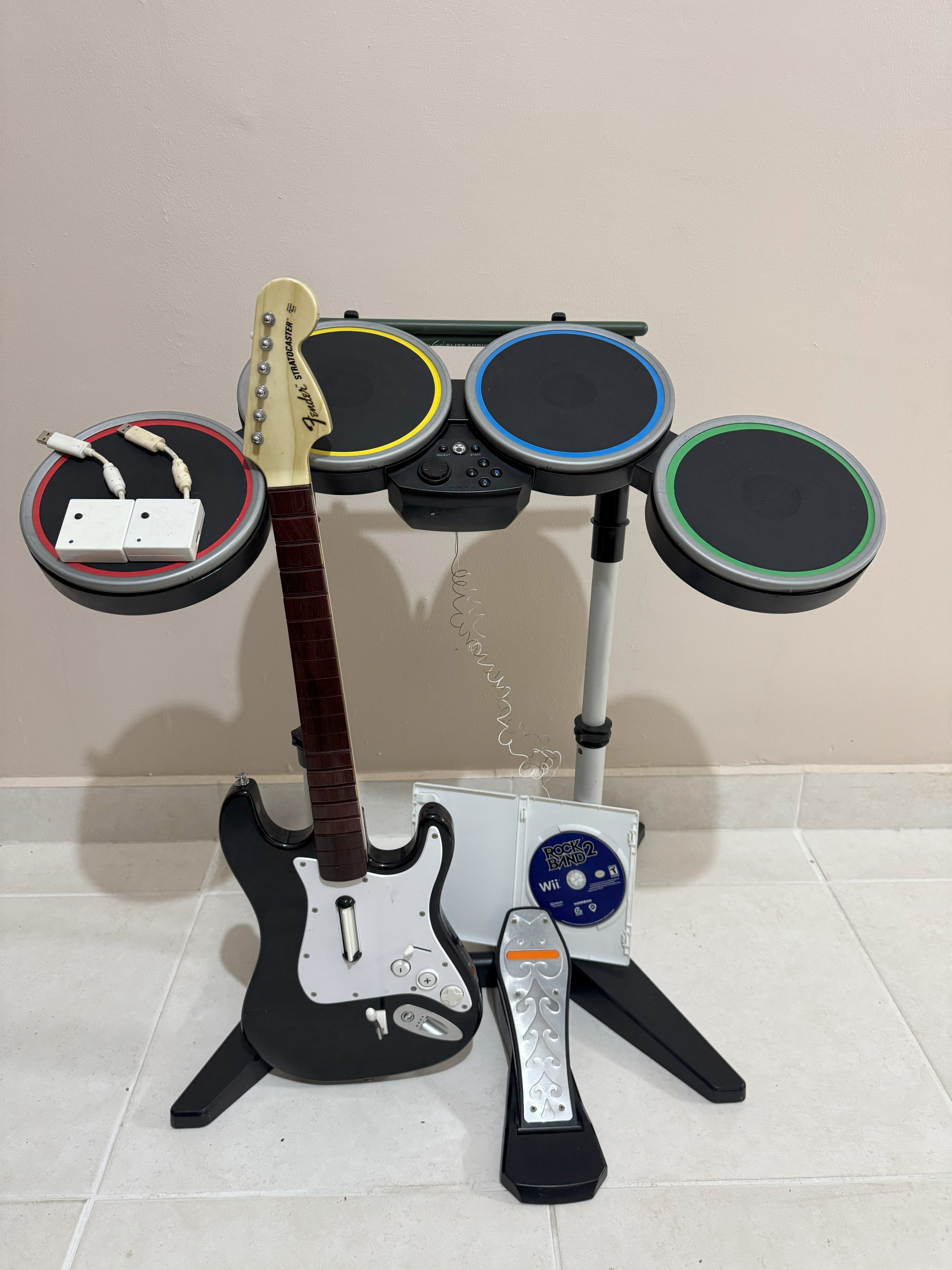 consolas y videojuegos - Wii Guitarra y Bateria Rock Band 2 0