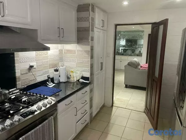 apartamentos - Venta Apartamento de 3 Habitaciones + 1 Estudio, B 4