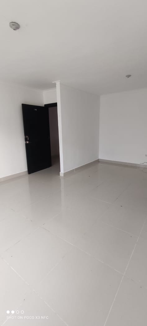 apartamentos - venta de apartamento en la autopista de san isidro residencial las cayenas  2