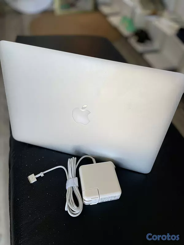 computadoras y laptops - macbook air 2017 i7 8+512GB 5