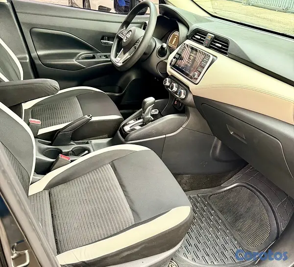 carros - Nissan Versa SV 2020 10