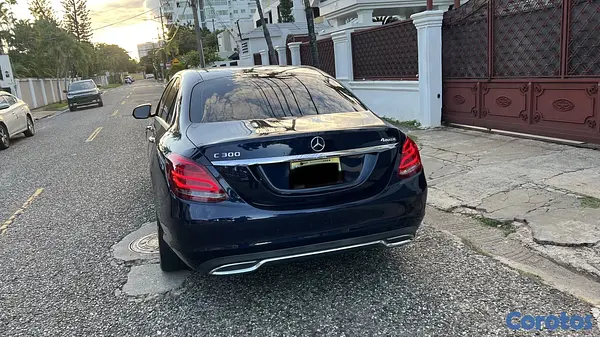 carros - Mercedes Benz C300 2018 - Impecable 2