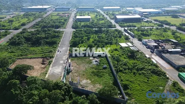 solares y terrenos - Terreno en PALAVÉ SANTO DOMINGO OESTE 5
