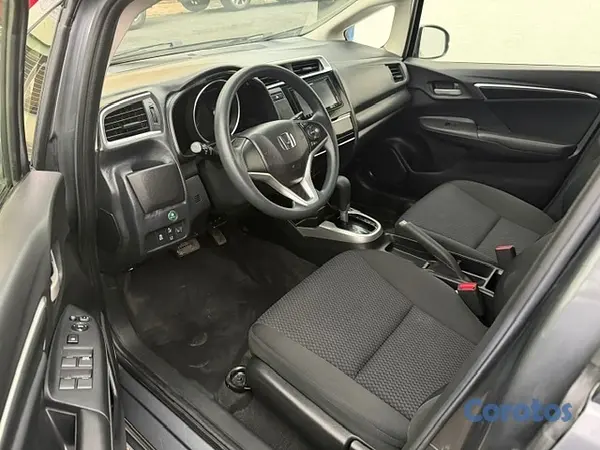 carros - Honda fit 2020 8