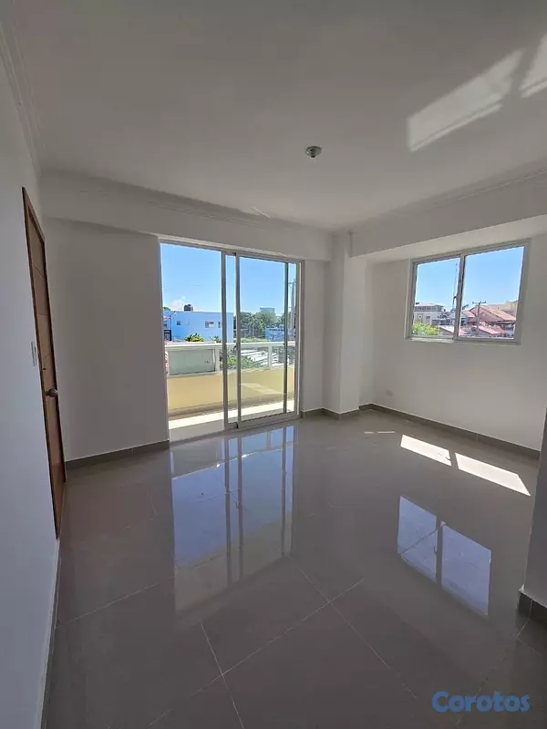 apartamentos - vendo nuevo independencia piso 4 tres habitaciones dos baños dos parqueos balcón 2