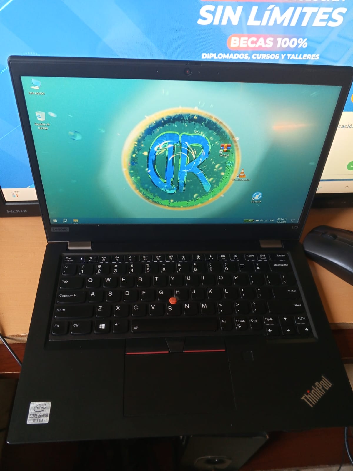 computadoras y laptops - Laptop Lenovo core i5 vPro10ma 8gb ddr4 256ssd  2