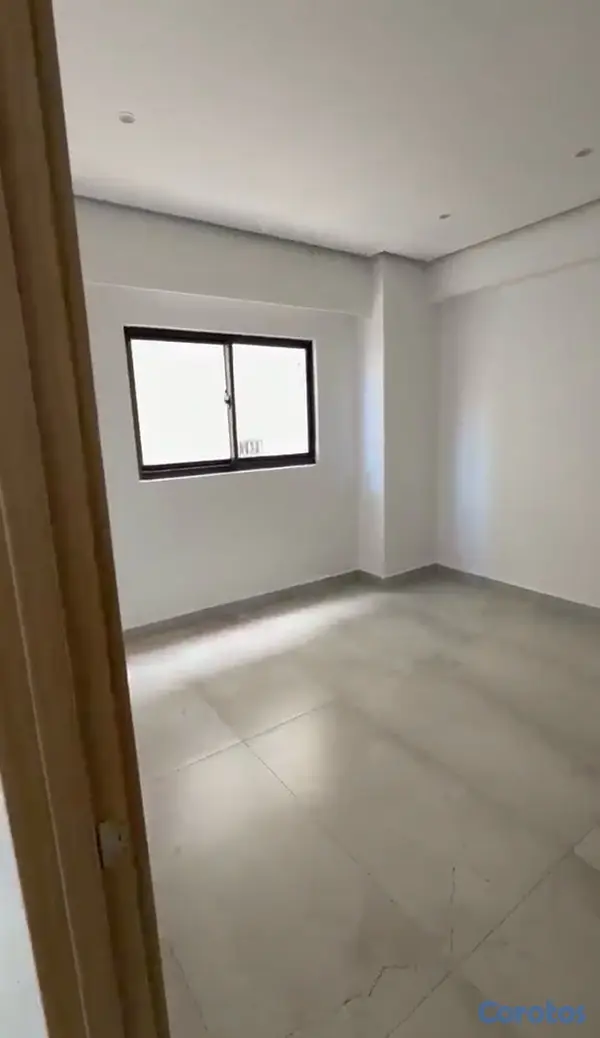 apartamentos - Apartamento en alquiler en Evaristo Morales 
 8