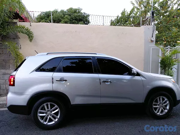 jeepetas y camionetas - 🚘 Kia Sorento 2015 en Venta 🚘 3