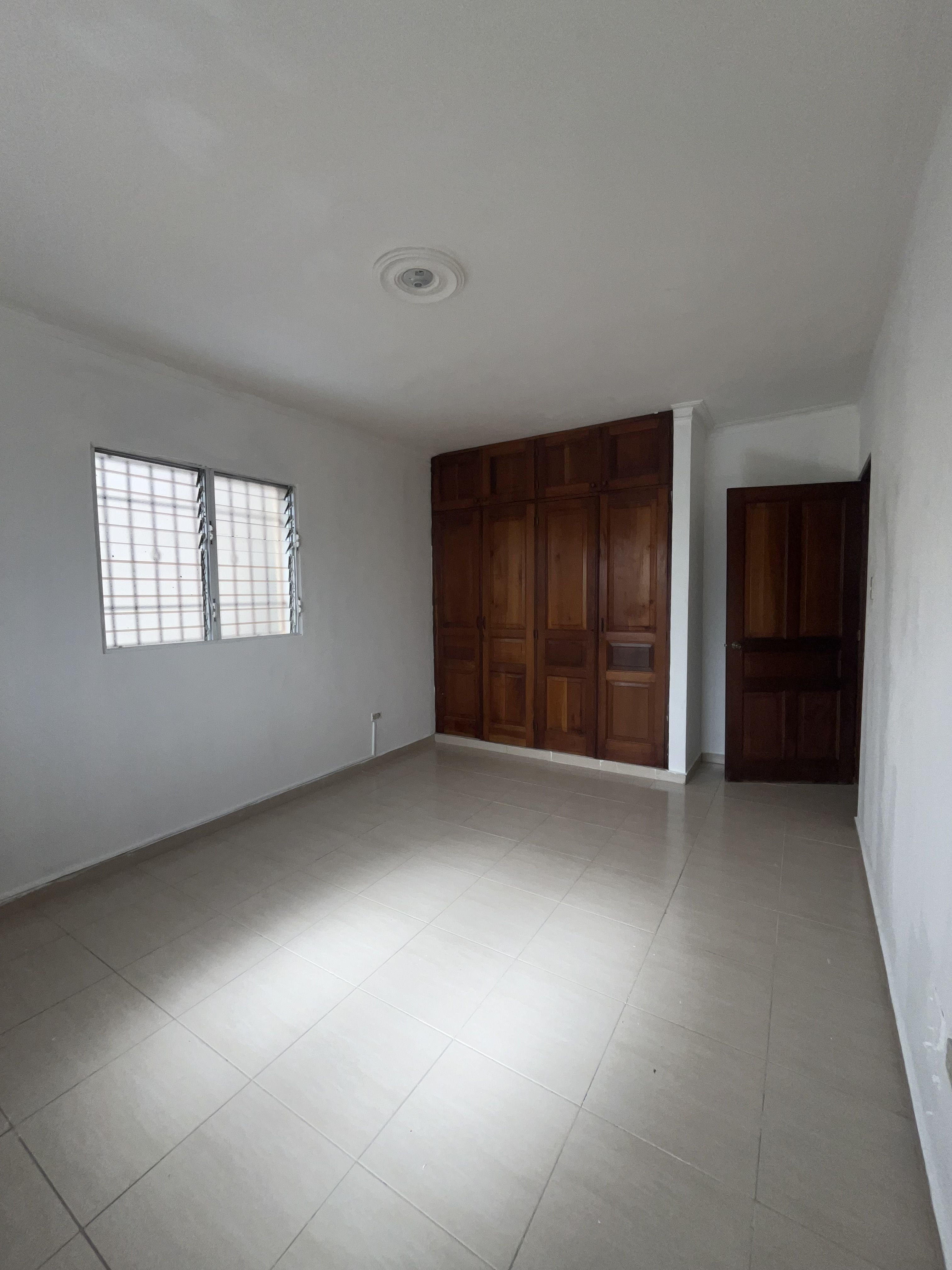 apartamentos - Apartamento en venta en 3er piso de mirador norte 5
