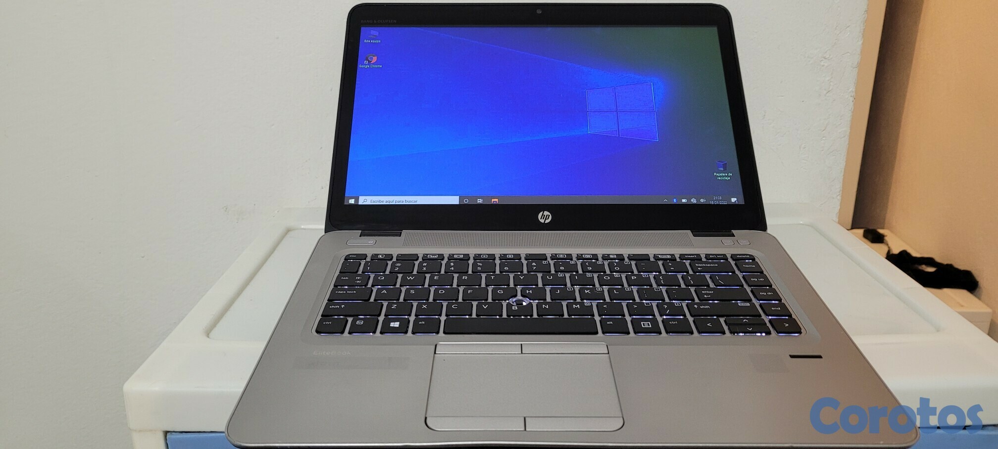 computadoras y laptops - Laptop hp Touch 14 Pulg Core i5 7ma Gen Ram 8gb ddr4 Dos Disco 128gb Y 320gb 1