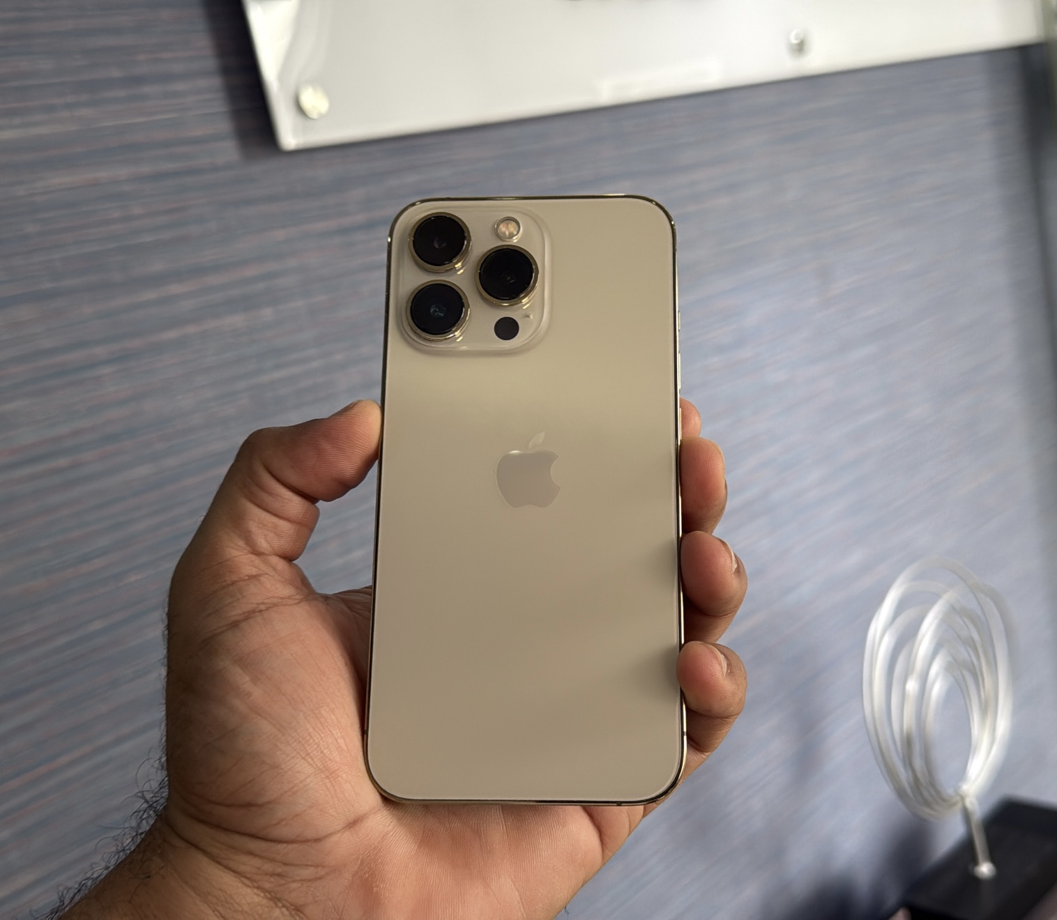 celulares y tabletas - iPhone 13 PRO 256GB Gold Como Nuevo RD$ 30,995 NEG 0