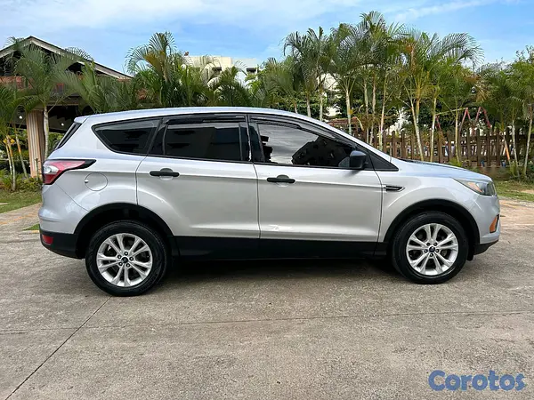 jeepetas y camionetas - Ford Escape S 2018 8