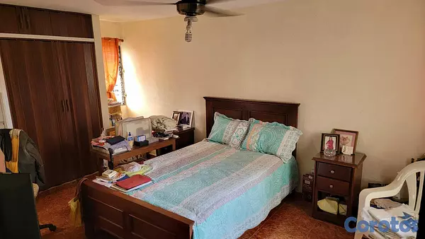 casas - Vendo Casas en Jardines del Sur. 2