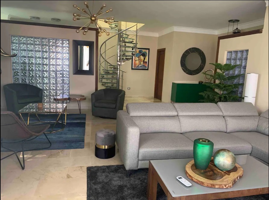 apartamentos - Rentamos hermoso penthouses en Evaristo Morales con todas las comodidades. 1