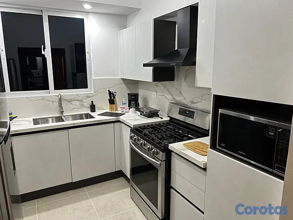 apartamentos - Apto Evaristo Morales Venta USD325 mil 4