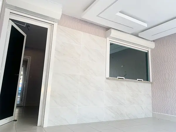 oficinas y locales comerciales - Local con buena visibilidad 3