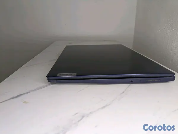 computadoras y laptops - LENOVO IDEPAD 3  8