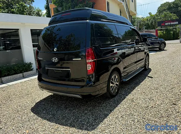 jeepetas y camionetas - hiunday starex 2019 3