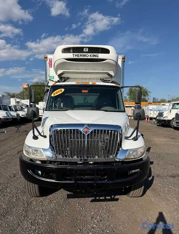 jeepetas y camionetas - 2019 internacional 4300 8