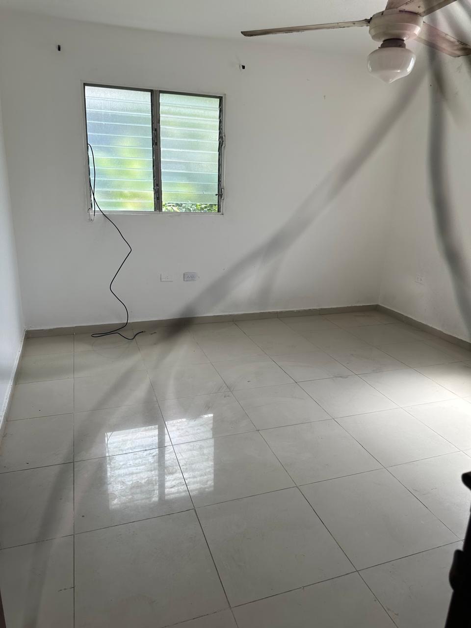 casas - Vendo independencia klm 9 y medio precio RD$12.3 p 7