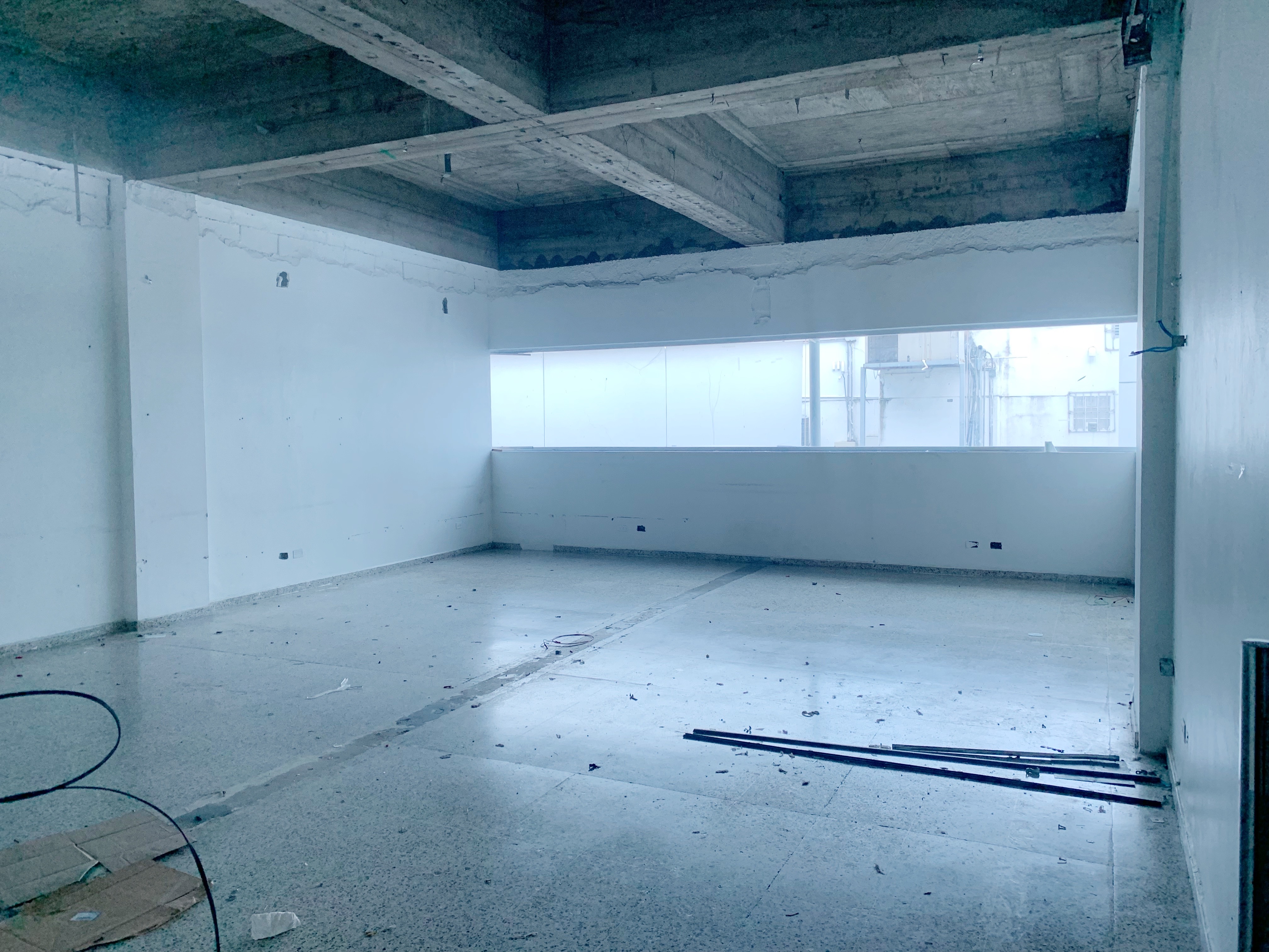 oficinas y locales comerciales - alquiler local comercial céntrico en Piantini 4