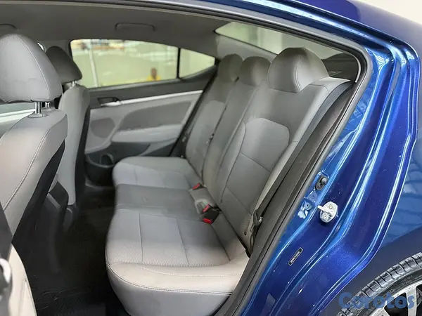 carros - Hyundai Elantra SEL 2020 9