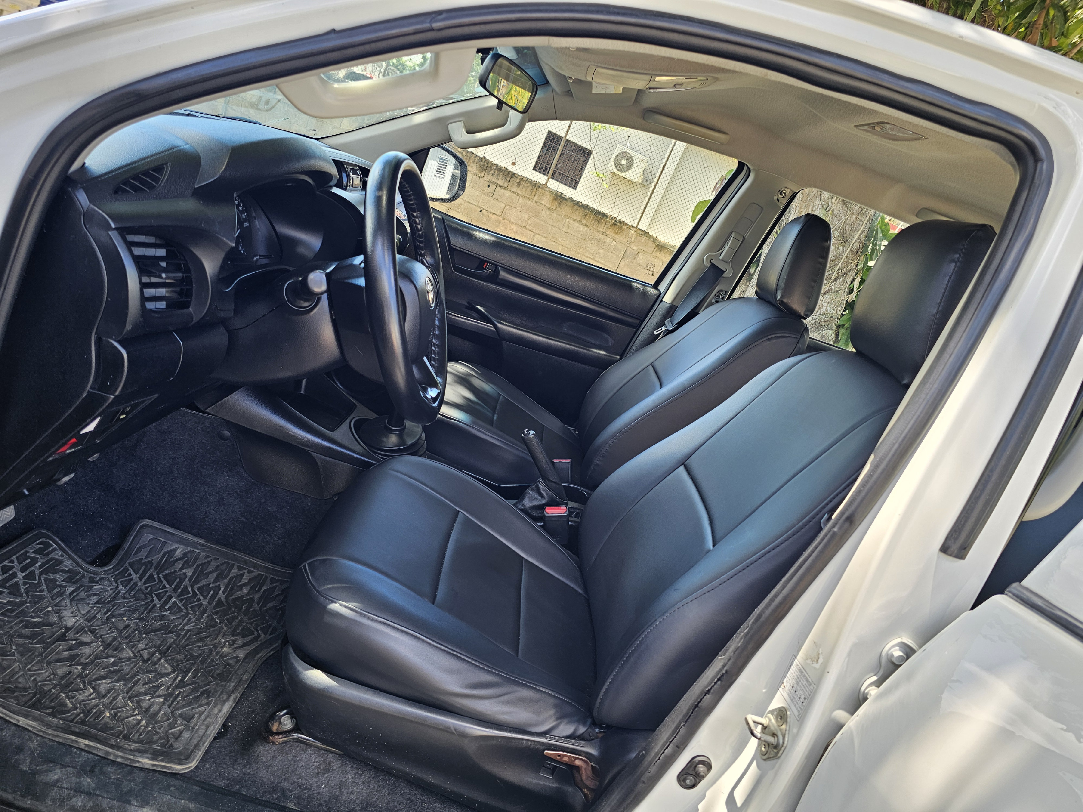 jeepetas y camionetas - Toyota hilux 2020 mecanica 4×4. 8
