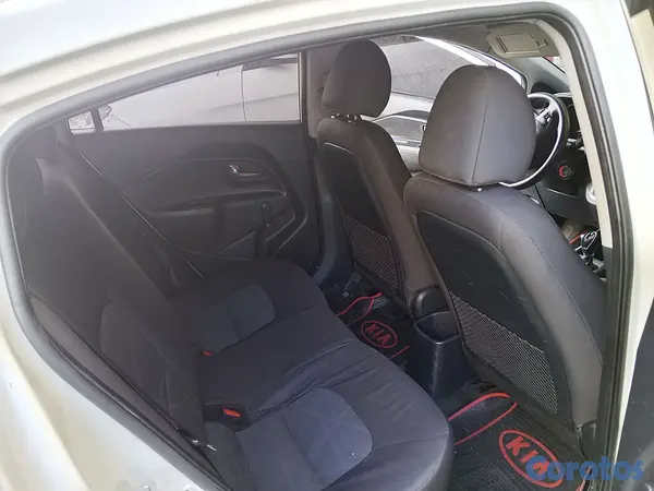 carros - VENDO KIA RIO 2016 EN BUENAS CONDICIONES 6