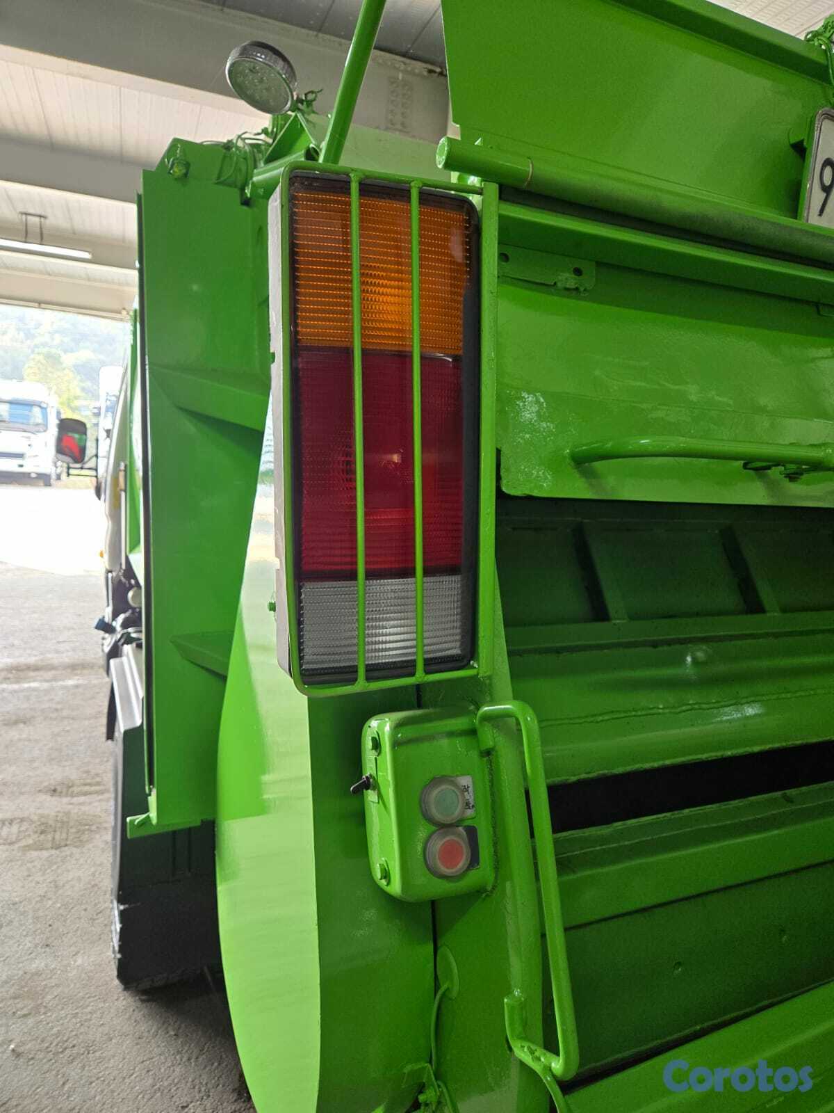 otros vehiculos - HYUNDAI MIGHTY 2016 BLANCO/VERDE DIESEL  5