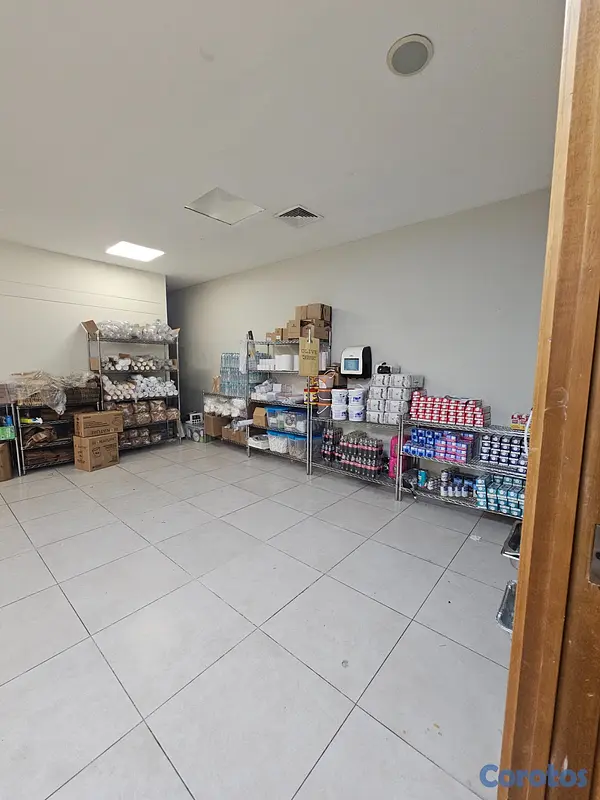 oficinas y locales comerciales - Local en Alquiler en Naco 9