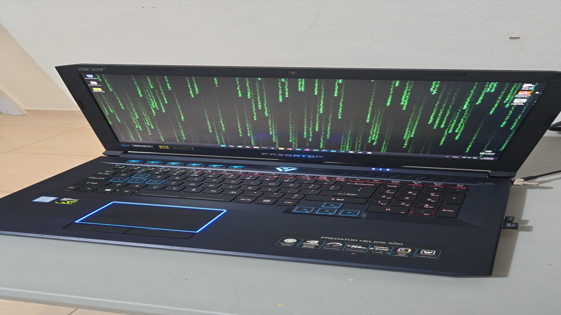 computadoras y laptops - LAPTOP GAMING ACER PREDATOR HELIOS 500 2