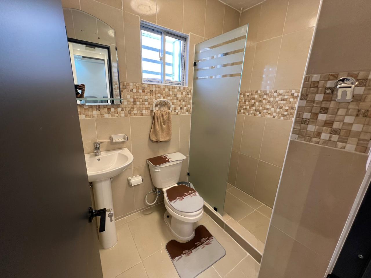 apartamentos - Se Renta Apartamento Amueblado en Av Las Americas 6