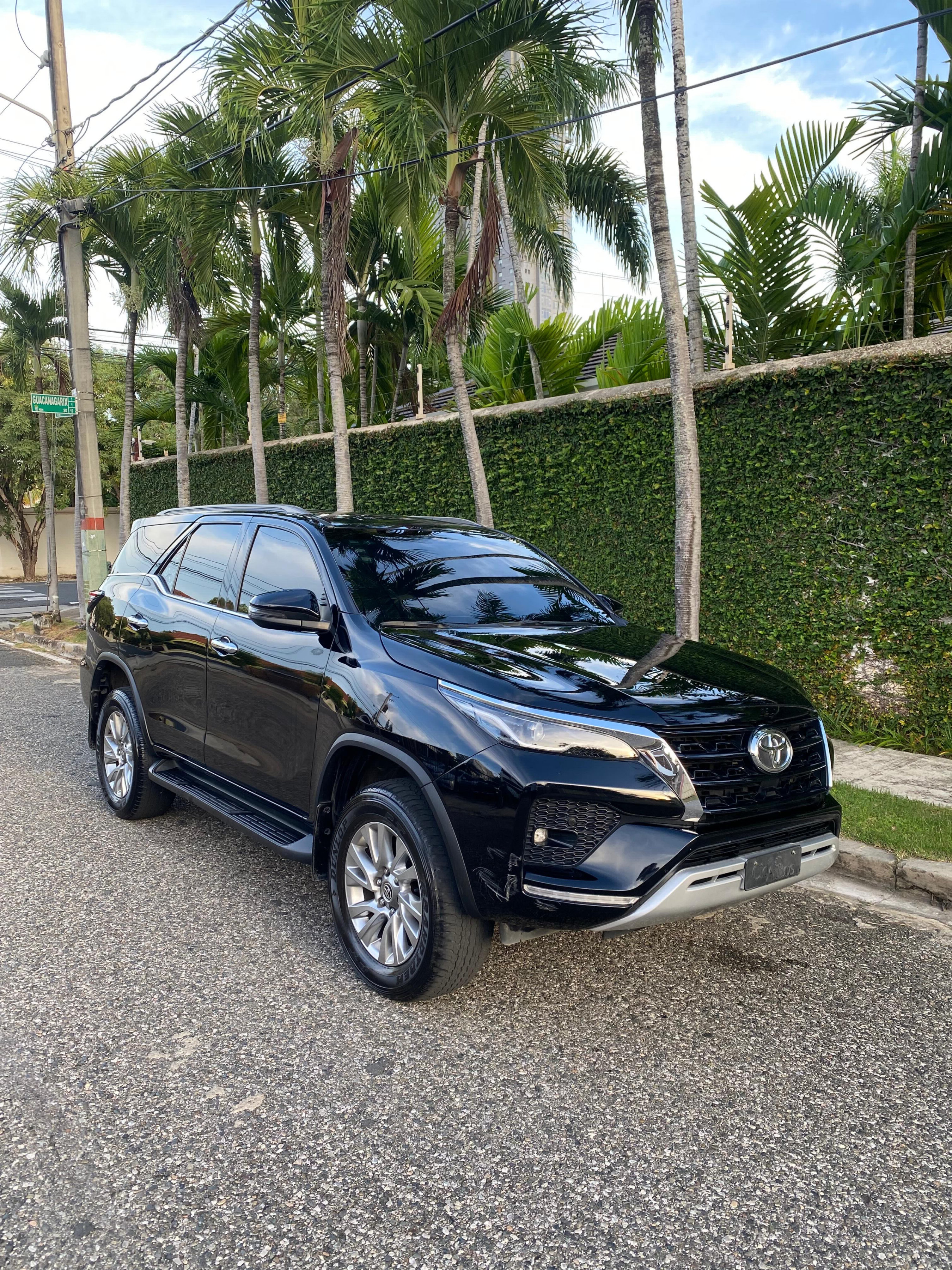 jeepetas y camionetas - Toyota Fortuner SRV 4WD 2022 - Delta  0
