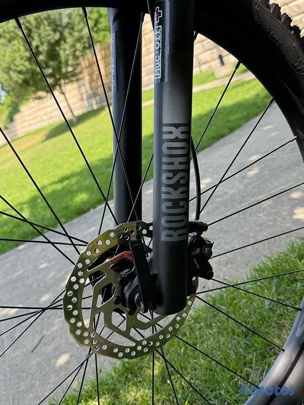 bicicletas y accesorios - bicicleta ROCKHOPPER expert. Specialized como  nueva  7