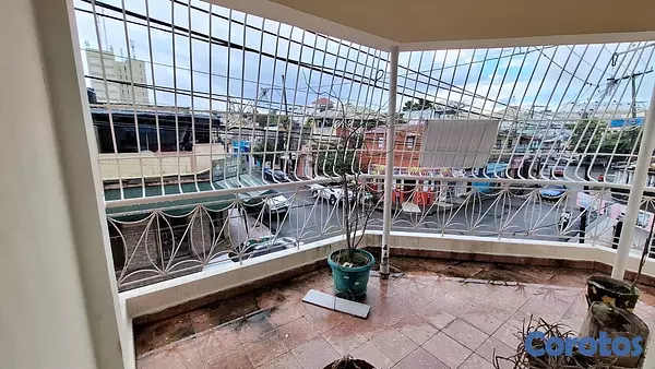 casas - venta de casa con locales comerciales en San Carlos Distrito nacional 2