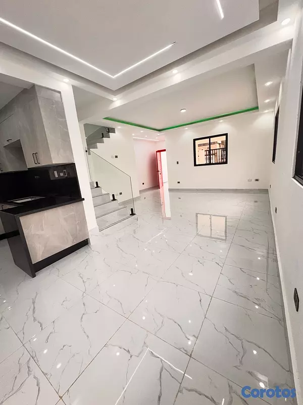 casas - venta de casa con piscina en la autopista de san isidro Santo Domingo este  11