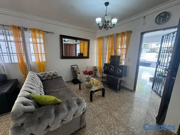 casas - Casa en Venta en Altos de Arroyo Hondo, Residencial Carmen Maria 10