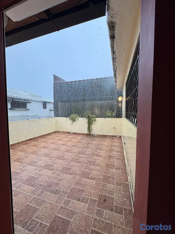 casas - Casa de 2 niveles en venta- La Castellana 18