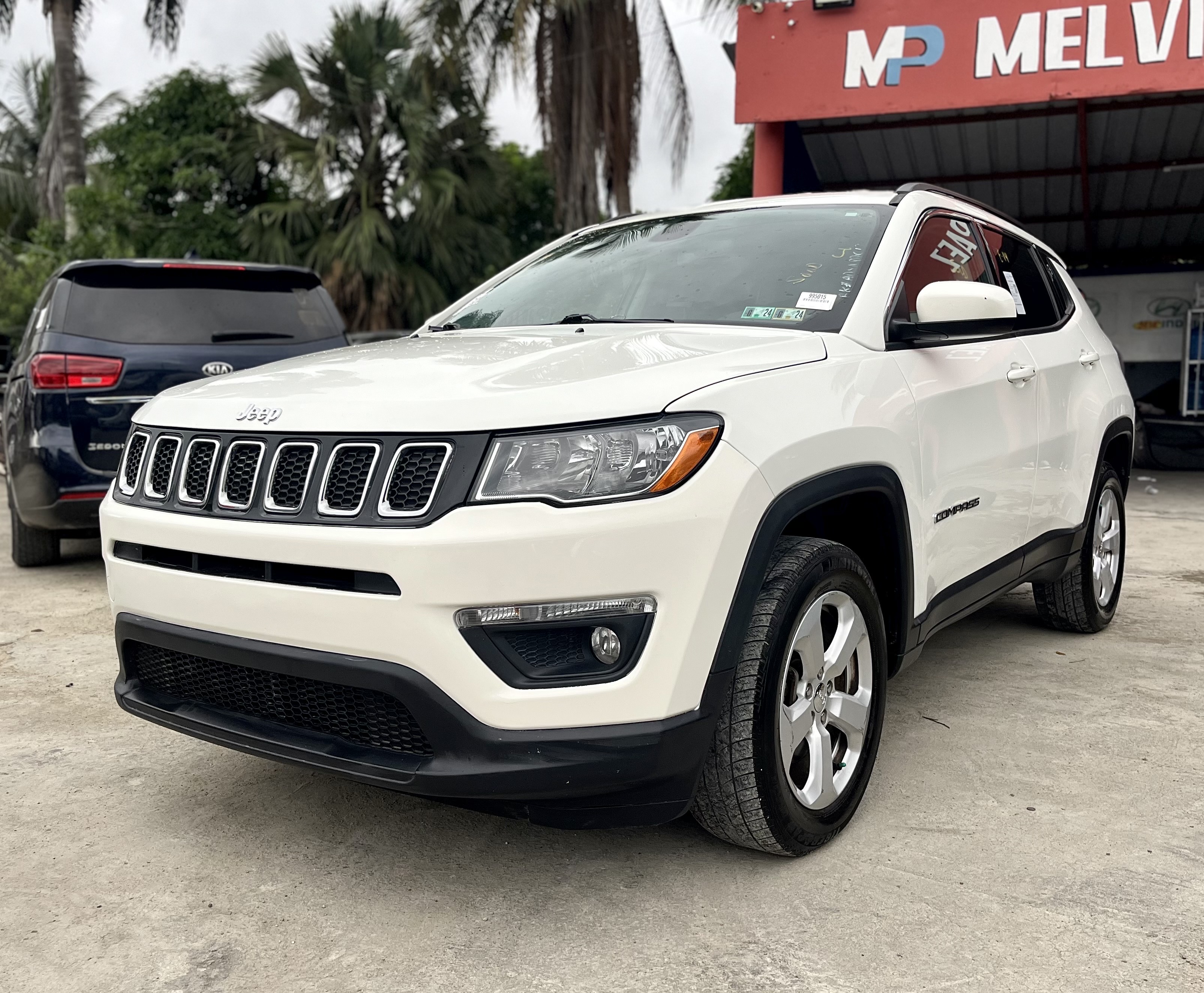 jeepetas y camionetas - Jeep Compass 2019 - Lattitude 4x4
 0